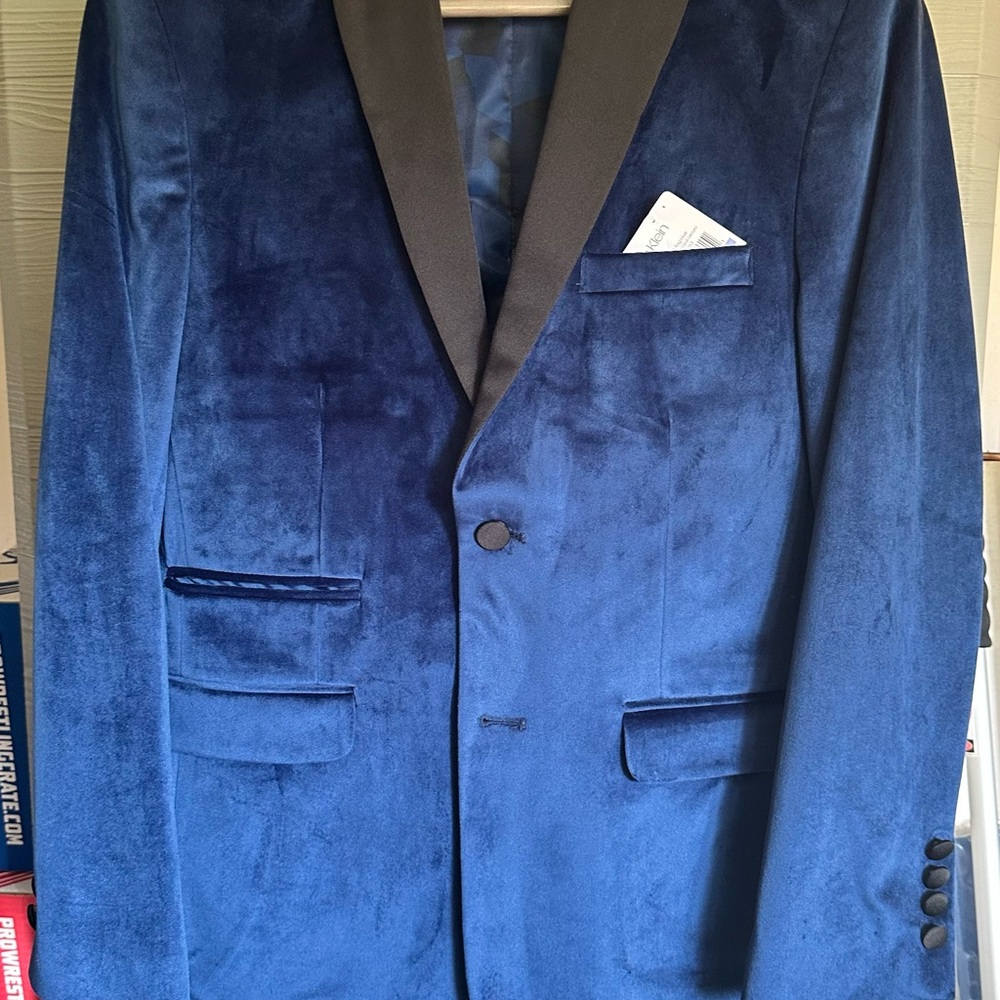 Calvin Klein Blue Velvet Blazer with Notched Lapels
